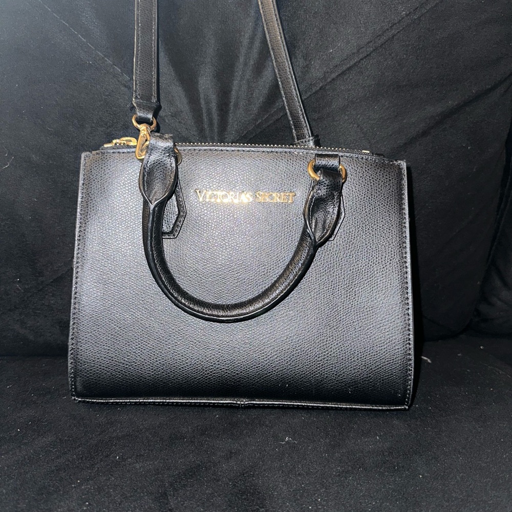 Victoria’s Secret Crossbody bag